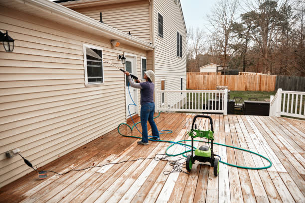 Best Deck Pressure Washing  in Bay Hill, FL