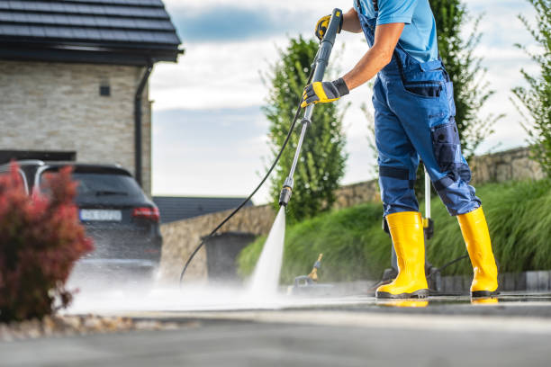 Best Garage Pressure Washing  in Bay Hill, FL